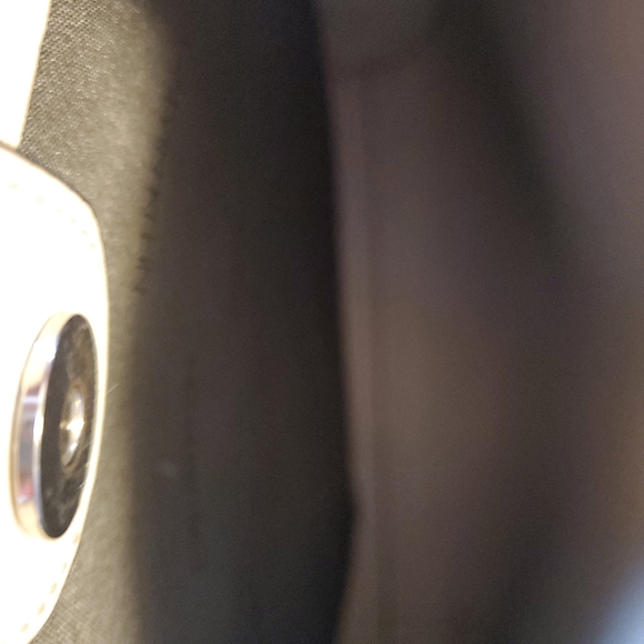 HOST PICK** CALVIN KLEIN HAND BAG - Picture 10 of 13